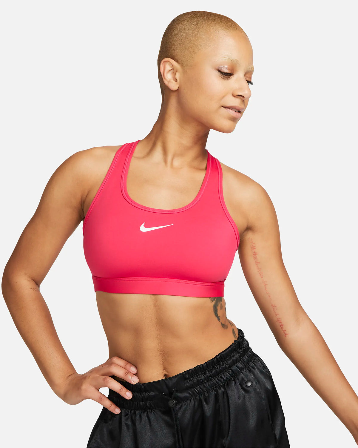 Nike Oberteile und T-Shirts Swoosh Medium Support Sport-BH mit Polster Rot