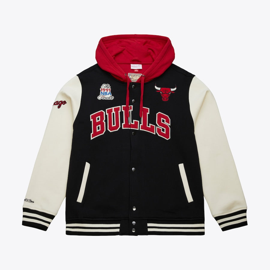 Mitchell&Ness Jacke Chicago Bulls Courtside Fleece Vintage Schwarz