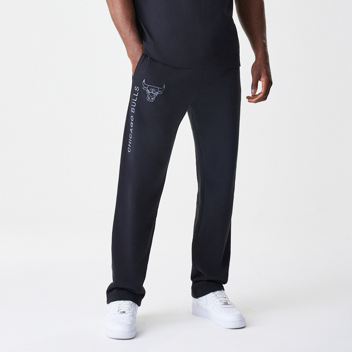 New Era Jogginghose Chicago Bulls Linear Jogger Schwarz