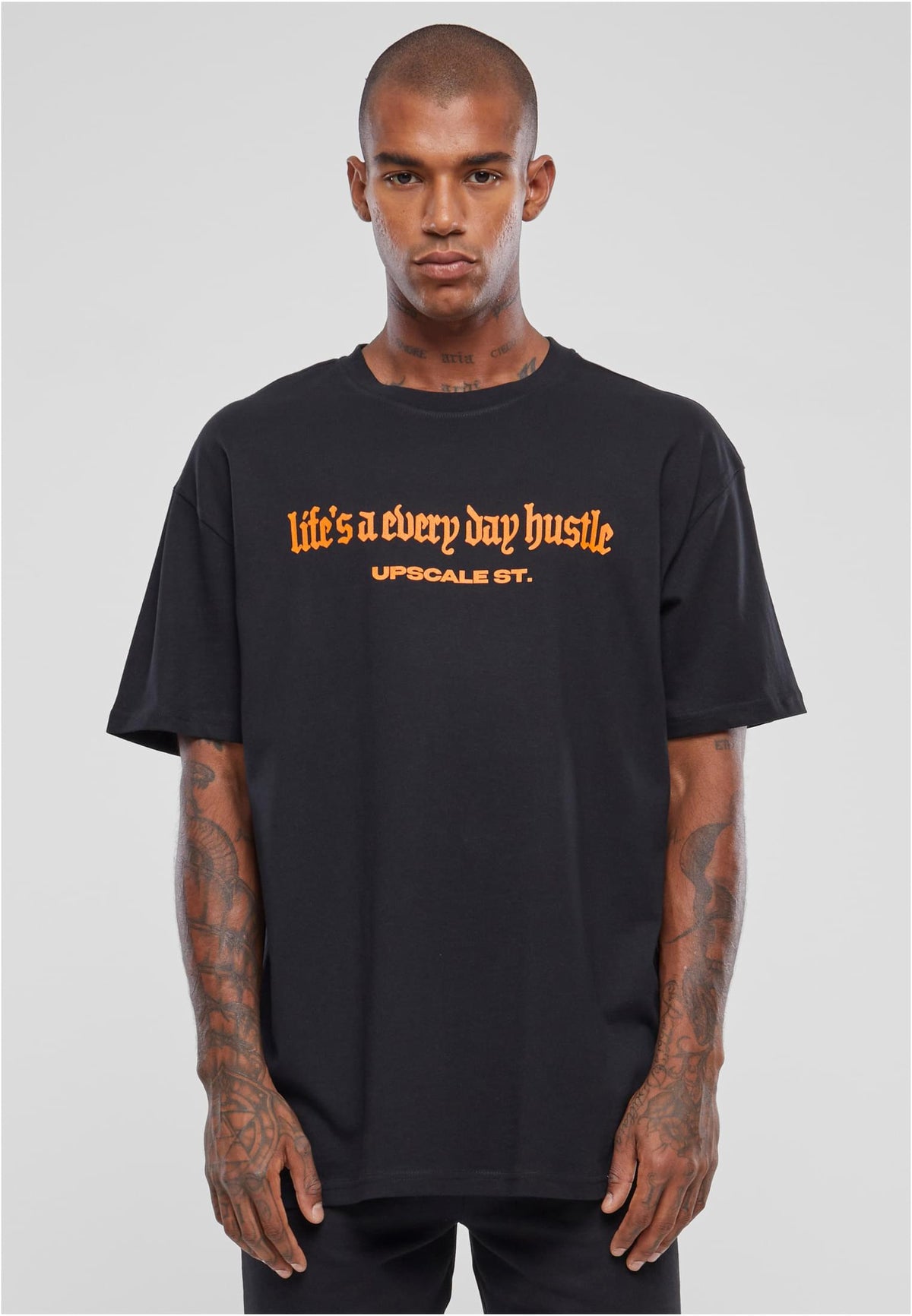 Upscale T-Shirt Hustle Oversize